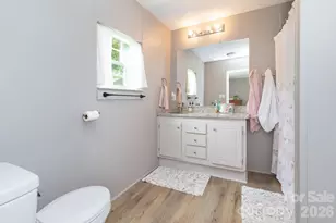 205 Sleepy Holw Dr, Mars Hill, NC 28754 - Photo 6