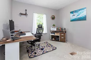 205 Sleepy Holw Dr, Mars Hill, NC 28754 - Photo 8