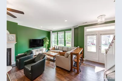 8753 Aspinwall Drive, Charlotte, NC 28216 - Photo 6