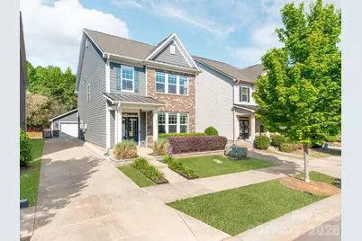 8753 Aspinwall Drive, Charlotte, NC 28216 - Photo 2