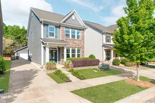 8753 Aspinwall Dr, Charlotte, NC 28216 - Photo 2