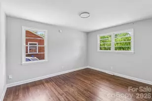 5320 Dolphin Ln, Charlotte, NC 28215 - Photo 24