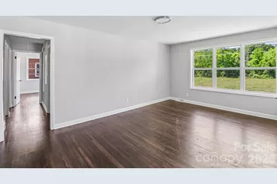 5320 Dolphin Lane, Charlotte, NC 28215 - Photo 8