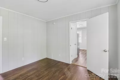 5320 Dolphin Lane, Charlotte, NC 28215 - Photo 18