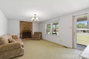 1480 21st St NE, Hickory, NC 28601 - Photo 4