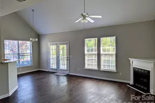 10932 Stone Trail Rd, Charlotte, NC 28213 - Photo 4