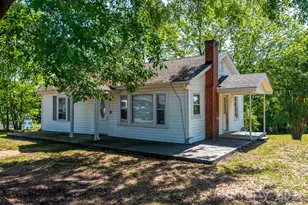 109 Hillcrest Dr, Bessemer City, NC 28016 - Photo 2