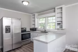 109 Hillcrest Dr, Bessemer City, NC 28016 - Photo 16