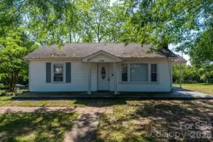 109 Hillcrest Dr, Bessemer City, NC 28016 - Photo 4