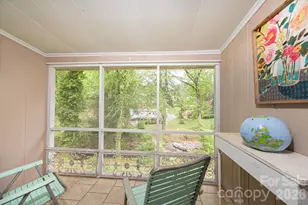 826 6th St NW, Hickory, NC 28601 - Photo 10