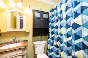 826 6th St NW, Hickory, NC 28601 - Photo 18