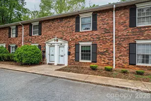 826 6th St NW, Hickory, NC 28601 - Photo 2