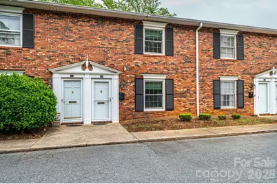 826 6th Street NW #4, Hickory, NC 28601 - Photo 1