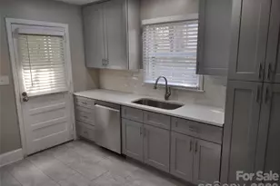 1645 Morningside Dr, Charlotte, NC 28205 - Photo 16