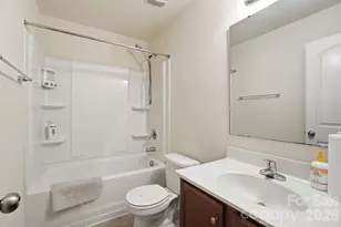 117 Langhorne Dr, Mount Holly, NC 28120 - Photo 4
