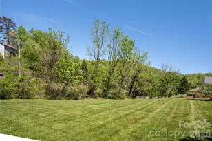 38 Pine Acre Blvd, Asheville, NC 28804 - Photo 42