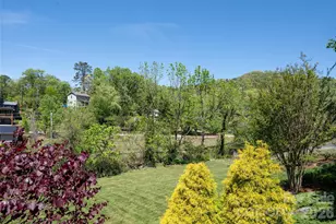 38 Pine Acre Blvd, Asheville, NC 28804 - Photo 44