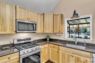 96 Garden Ct, Maggie Valley, NC 28751 - Photo 8
