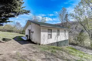 6 & 10 Lands End Dr, Candler, NC 28715 - Photo 16