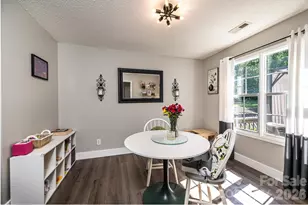 1896 Bakers Glade Ln, Hickory, NC 28602 - Photo 12