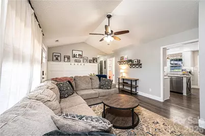 1896 Bakers Glade Lane, Hickory, NC 28602 - Photo 4