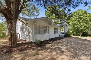 116 S Patterson St, Statesville, NC 28677 - Photo 22