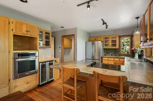 24 Smokey Rd, Asheville, NC 28803 - Photo 16