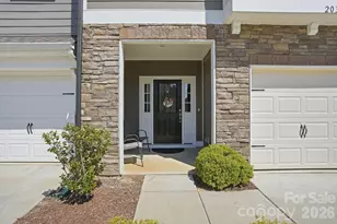 2038 Suttonview Rd, Fort Mill, SC 29708 - Photo 4