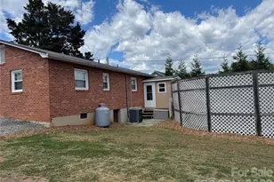 203 Laurel St SE, Valdese, NC 28690 - Photo 28