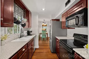 817 Bent Wood Ct, Matthews, NC 28105 - Photo 8