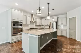 12633 Heritage Vista Dr, Huntersville, NC 28078 - Photo 2