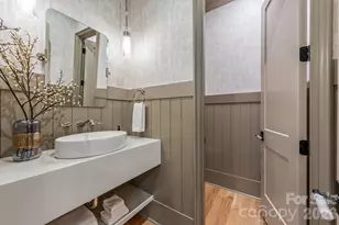 227 Hargett Ct, Charlotte, NC 28211 - Photo 10