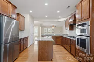 3096 Ambleside Dr, Fort Mill, SC 29707 - Photo 10