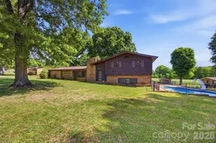 3634 Brookwood Dr, Maiden, NC 28650 - Photo 4