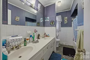 3634 Brookwood Dr, Maiden, NC 28650 - Photo 30
