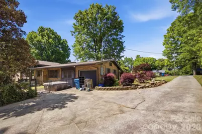 3634 Brookwood Drive, Maiden, NC 28650 - Photo 8