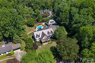 3135 Loma Ln, Charlotte, NC 28205 - Photo 2