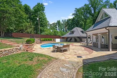 3135 Loma Lane, Charlotte, NC 28205 - Photo 8