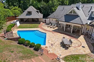 3135 Loma Ln, Charlotte, NC 28205 - Photo 6