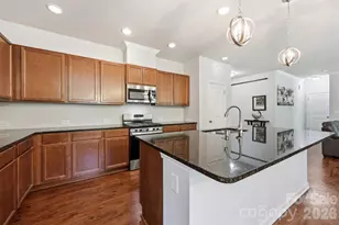 446 Dudley Dr, Fort Mill, SC 29715 - Photo 16