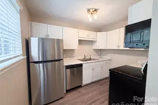1436 Flintwood Dr, Rock Hill, SC 29732 - Photo 2