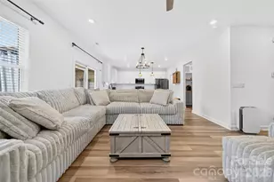 104 Trellis Ln, Troutman, NC 28166 - Photo 8