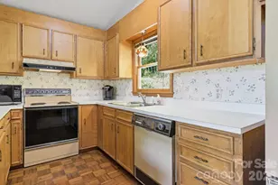 169 Sleepy Hollow Ln, Canton, NC 28716 - Photo 16
