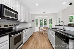 10713 Huntington Meadow Ln, Charlotte, NC 28273 - Photo 16