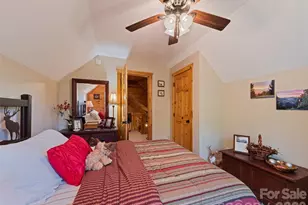 651 Point of View Dr, Waynesville, NC 28785 - Photo 20