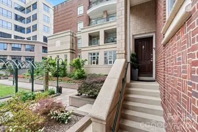 400 N Church Street #213, Charlotte, NC 28202 - Photo 2