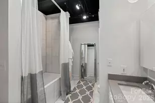 400 N Church St, Charlotte, NC 28202 - Photo 36