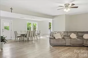 34438 Springdale Dr, New London, NC 28127 - Photo 6