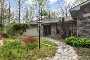 37 Hamilton Dr, Hendersonville, NC 28739 - Photo 2
