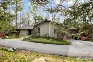 37 Hamilton Dr, Hendersonville, NC 28739 - Photo 6